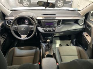 Toyota Rav4 2.0D 150D 2WD Business