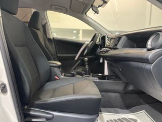 Toyota Rav4 2.0D 150D 2WD Business