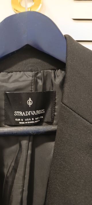 Americana Stradivarius Negra Talla S