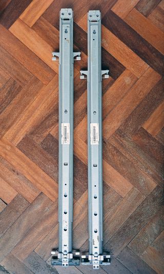 2 RAILES SERVIDOR RACK