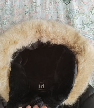 Abrigo acolchado Zara con capucha