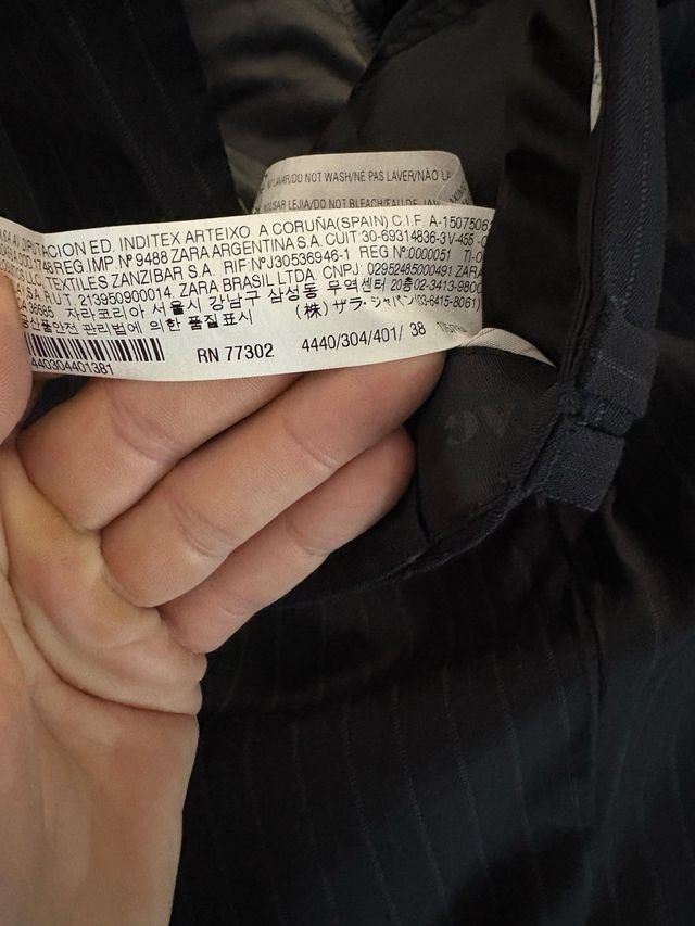 Traje Zara Raya Diplomática Negro Gris