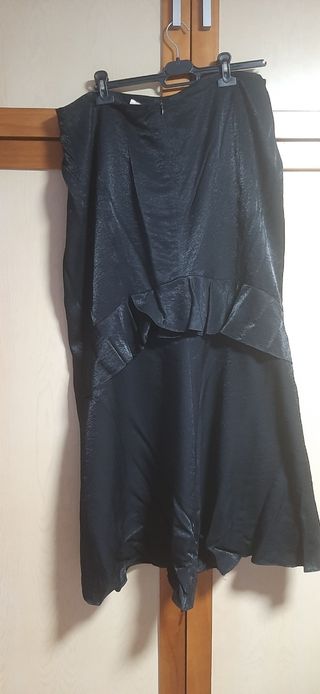 Conjunto negro bordado floral,corpiño+ falda+fular