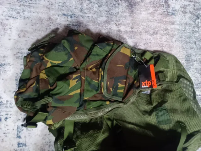 Giubbotto tattico mimetico