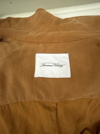 Abrigo American Vintage Talla S pero es oversize