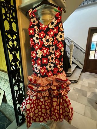 Dos trajes de flamenca