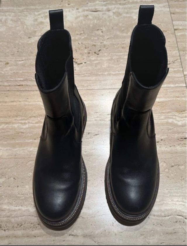 Botines Chelsea Piel Claudie Pierlot Negros