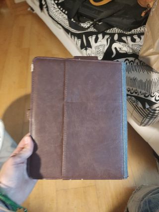 Funda iPad fieltro gris