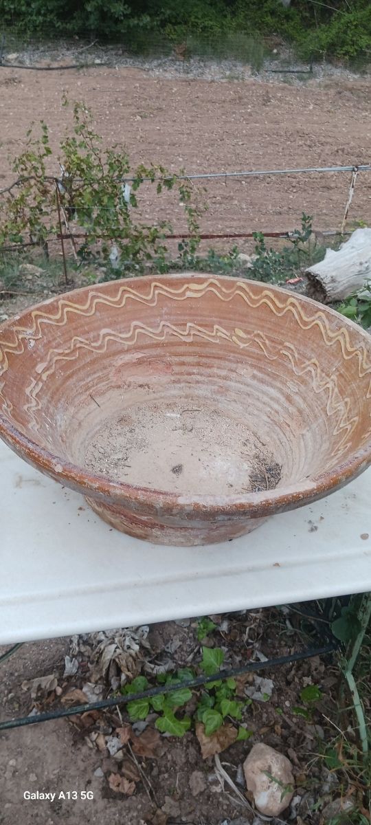 Lote de Tinajas y lebrillos antiguos