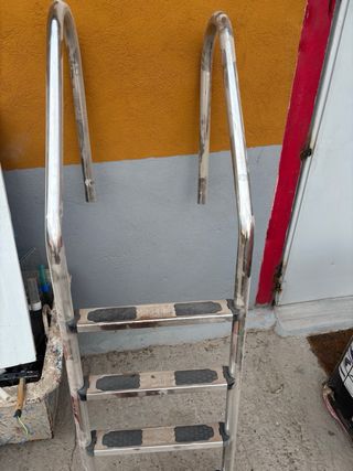 Escalera Piscina Metal