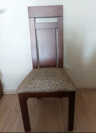 Mesa comedor extensible y 4 sillas