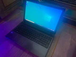 Portátil Acer i3