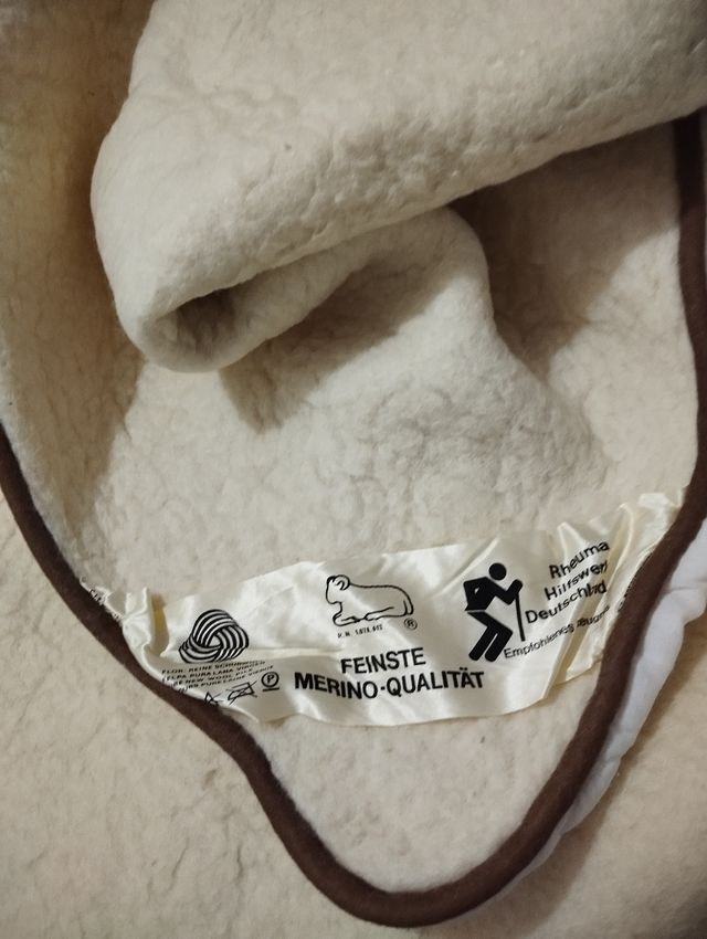 TOPPER O COPERTA IN LANA MERINO