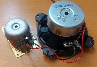 Lote 2 Altavoces 2 vías 8 ohmios de  impedancia