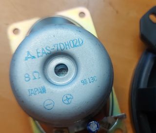 Lote 2 Altavoces 2 vías 8 ohmios de  impedancia