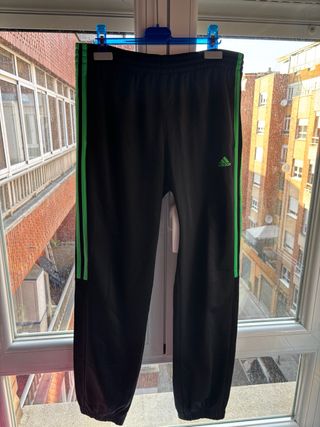 Pantalón Adidas Negro y Verde