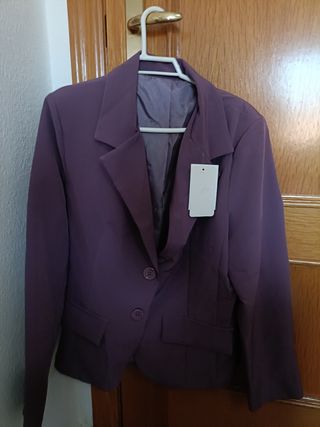 Blazer malva con etiqueta