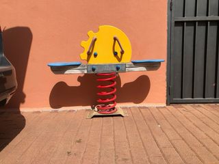 Columpio balancín infantil