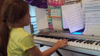 Clases de musica
Acompañamiento musical personaliz