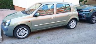 Renault Clio 2005