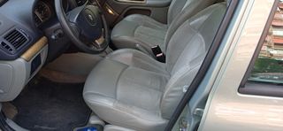 Renault Clio 2005