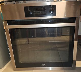 Horno AEG Pirolíticoy vitrocerámica Inducción.


