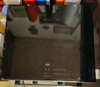 Horno AEG Pirolíticoy vitrocerámica Inducción.


