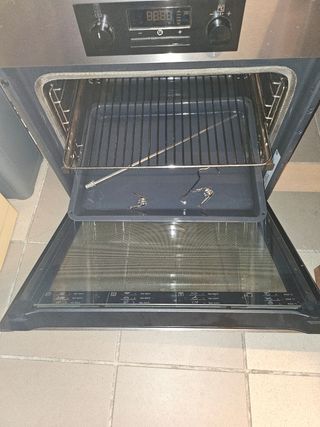 Horno AEG Pirolíticoy vitrocerámica Inducción.


