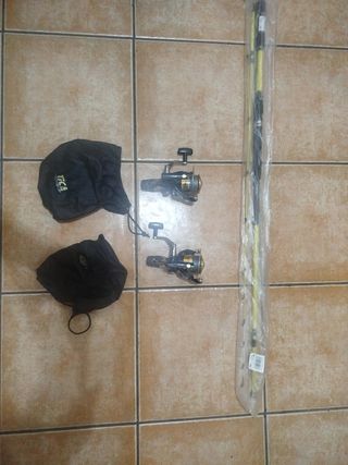 Caña y carretes de pesca