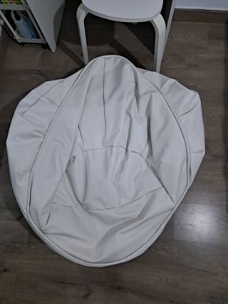 Puff blanco piel sintética buen estado
