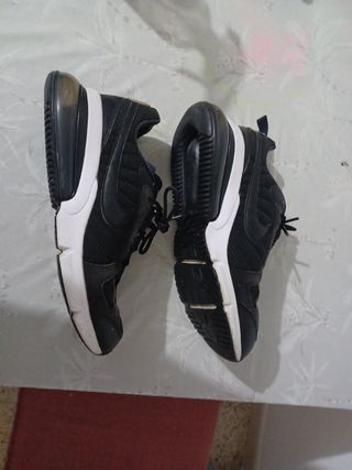 Zapatillas Nike Air Max 270 Negras Blancas