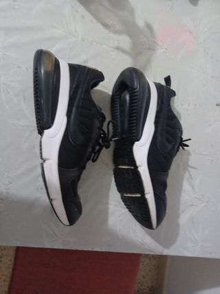 Zapatillas Nike Air Max 270 Negras Blancas