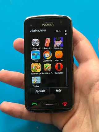 Nokia C6-01 DESBLOQUEADO