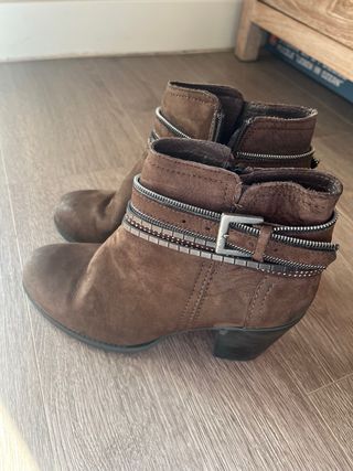 Botines mujer marrones con cremallera
