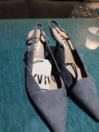 Zapatos tacón Zara azul claro talla 36
