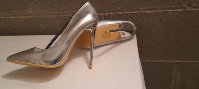 Scarpe eleganti tacco argento