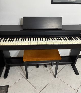Piano Korg Eléctrico Negro