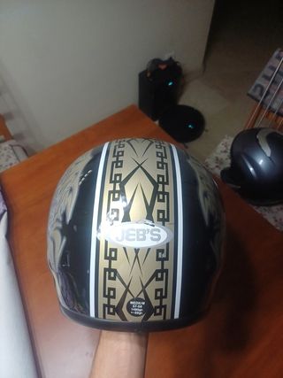 Casco de moto JEB'S negro con diseño