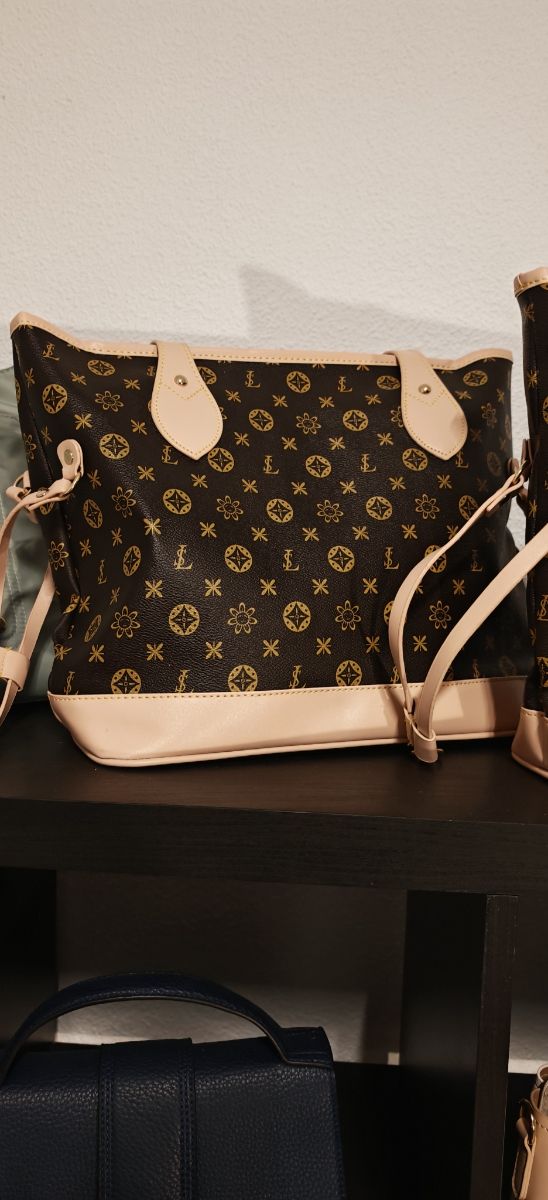 Bolso de mano y mochilas