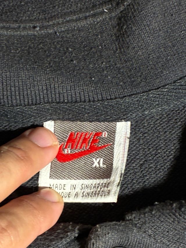 Sudadera Nike Negra Vintage Retro 90s