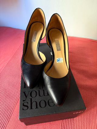 Zapatos Lodi tacón negros