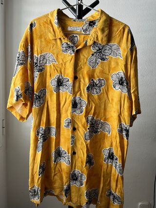 Camisa Hawaiana Flores Amarilla 