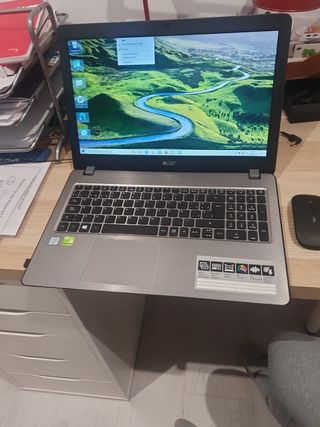 Portátil Acer Aspire F5/573 Series.
