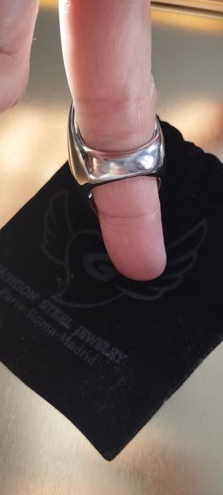 Anillo G plata y negro