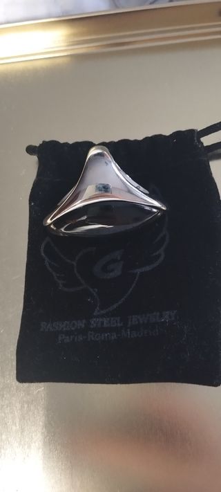 Anillo G plata y negro