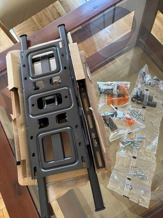 Soporte TV pared brazo articulado sin usar