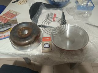 Horno Omnia con accesorios y termómetro 