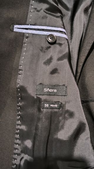 Traje Sfera Negro
Pantalón 48
Chaqueta 56