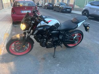 Yamaha MT-07 Moto Deportiva
