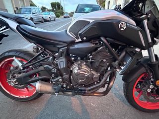 Yamaha MT-07 Moto Deportiva
